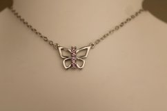 Retiazka- celebritka- motýľ- rúžové zirkóny- rhódiované striebro
