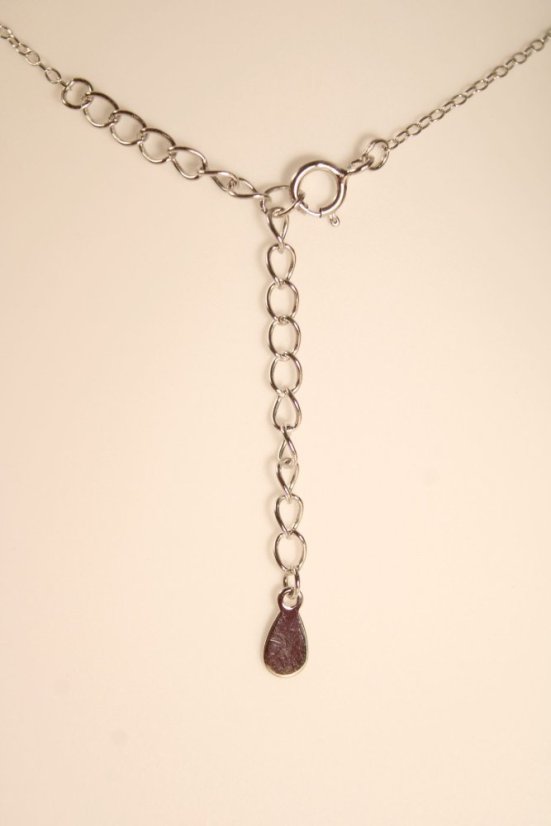 Strieborný náhrdelník s príveskom v tvare V, číre zirkóny, rhodium, 45-50 cm, 1,85 g, 925/1000