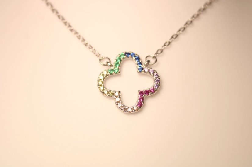 Náhrdelník- ďatelinka- farebné zirkóny- rhódiované striebro