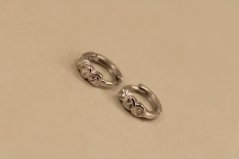 Náušnice- kruhy- číre zirkóny- zacvakávacie- rhódiované striebro