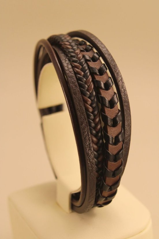 Pletený kožený náramok s magnetickou sponou