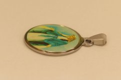 Prívesok- farebná Panna Mária- chirurgická oceľ