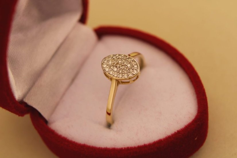 Prsteň- diamanty-H/Si2- žlté zlato- 14 karátov