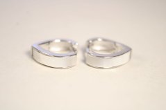 Strieborné náušnice kvapky, rhodium, biela perleť, zacvakávacie zapínanie, 2,11 g, 925/1000