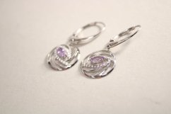Visiace náušnice-fialový Ametyst-zirkóny-rhodium-patent-striebro