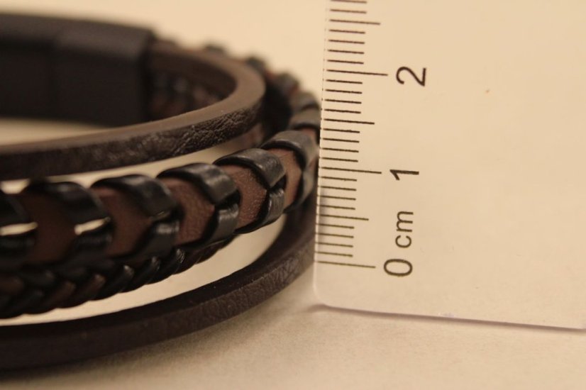 Pletený kožený náramok s magnetickou sponou