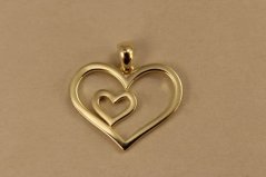 Prívesok- vyrezávané srdiečko v srdiečku- pozlátené striebro