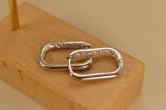 Oválne náušnice-číre zirkóny-zacvakávacie-rhodium-striebro