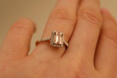 Prsteň- Morganit- brilianty- 0,05 ct- rúžové zlato- 14 karátov