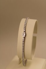 Náramok-posiaty čírymi zirkónmi-striebro