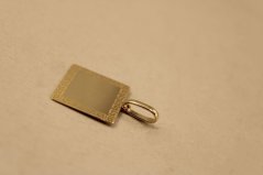 Prívesok- platnička- grécky vzor- žlté zlato- 14 karátov