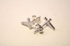Strieborné náušnice drobné krížiky so zirkónmi, puzetové zapínanie, 0,67g, rhódium, 925/1000