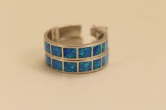 Náušnice - kruhy - modrý opál - puzetky - rhodium - striebro