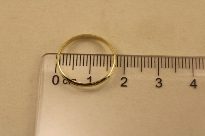 Prsteň- ruženec- jemný gravír- žlté zlato- 14 karátov