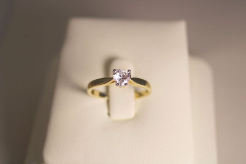 Prsteň-číry zirkón-srdce-kombinované zlato-14K