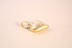 Prívesok- vypuklé srdiečko- matno-lesklý- žlté zlato- 14 karátov