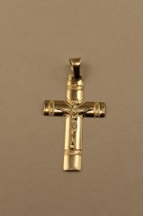 Prívesok- Ježiš na kríži- gravír- žlté zlato- 14 karátov