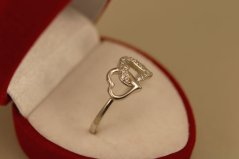 Strieborný prsteň dve srdcia - lesklé a zirkónované, číre zirkóny, veľkosť 55, 1,40g 925/1000