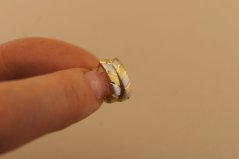 Náušnice - kruhy - gravír viacfarebné zlato - 14k