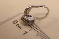 Zlaté naušnice okrúhly vzor biele zlato, klasické zapínanie, 2,14 g, farebný zirkón, 14k, 585/1000