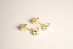 Náušnice- srdiečka-diamanty- žlté zlato- napichovačky- 14 karátov