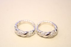 Náušnice- kruhy-zacvakávacie zapínanie-rhodium-striebro