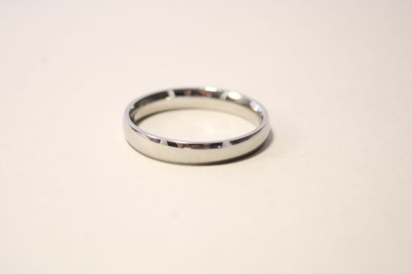 Prsteň-obrúčka- chirurgická oceľ