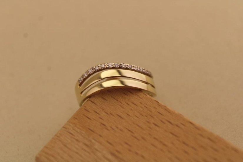 Prsteň- diamanty- H/Si2- žlté zlato- 14 karátov