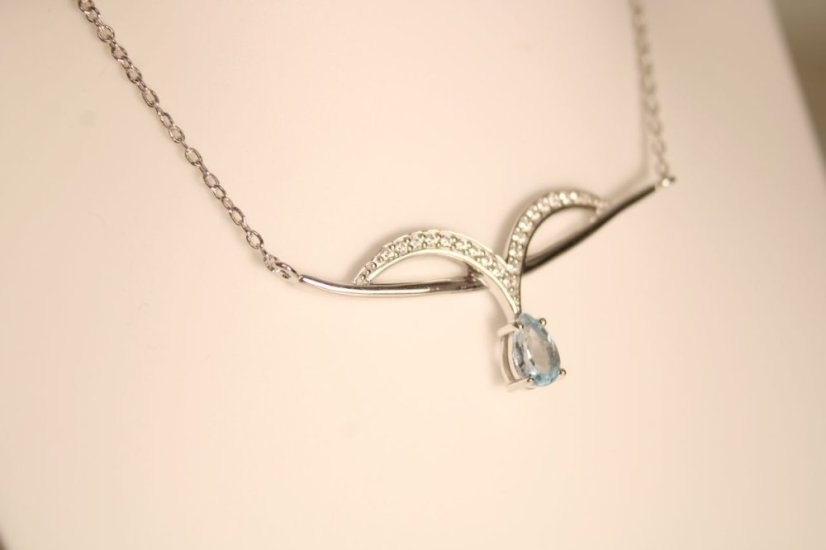 Strieborná celebritka s modrým Topásom a čírymi zirkónmi, rhodium, 44-47 cm, 3,33 g, 925/1000