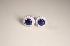 Strieborné náušnice s modrým zirkónom, rhodium, napichovacie puzety, 2,02 g, 925/1000