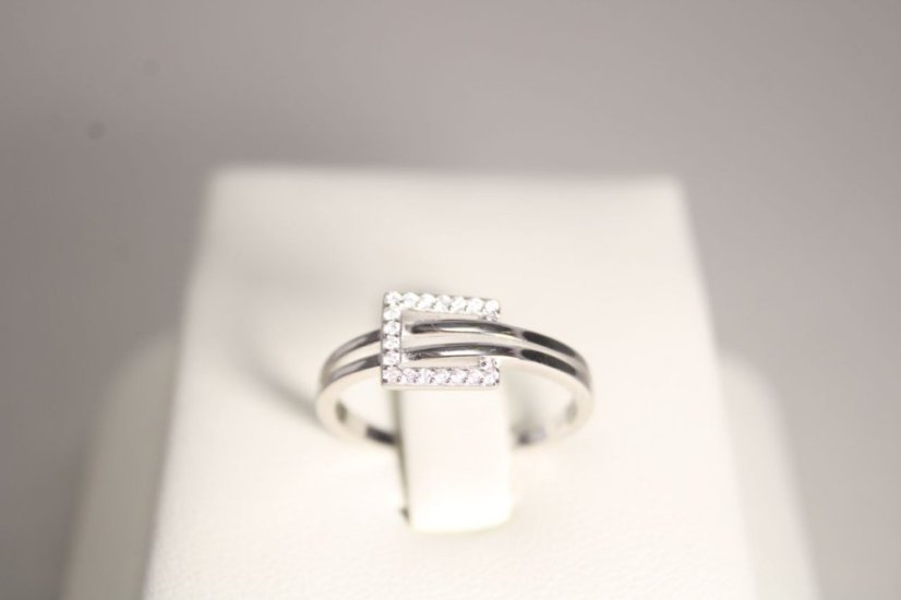 Strieborný prsteň s čírymi zirkónmi, rhodium, veľkosť 54, 1,56 g, 925/1000