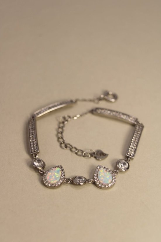 Strieborný náramok zdobený bielym opálom a čírymi zirkónmi, rhodium, 16-19,5 cm, 5,35g, 925/1000