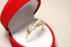 Prsteň-zirkóny-žlté zlato-14 karátov