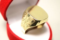 Zlatý pečatný prsteň žlté zlato, jemný gravír, veľkosť 66, 6,56g, 14 karátov, 585/1000