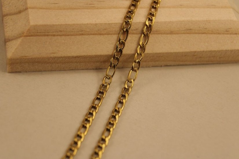 Retiazka vo vzore Figaro- pozlátená chirurgická oceľ