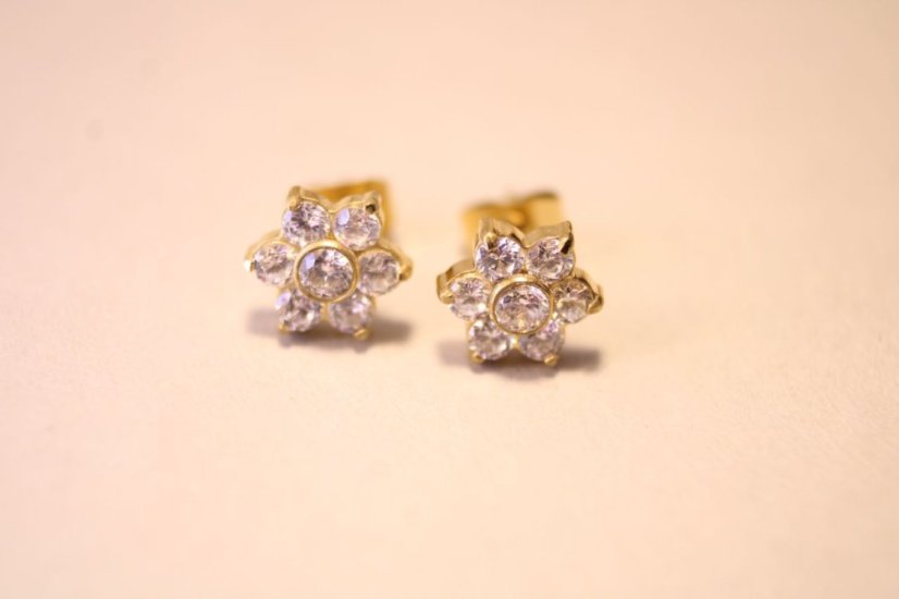 Náušnice- kvet- číre zirkóny- puzetky- pozlátená oceľ