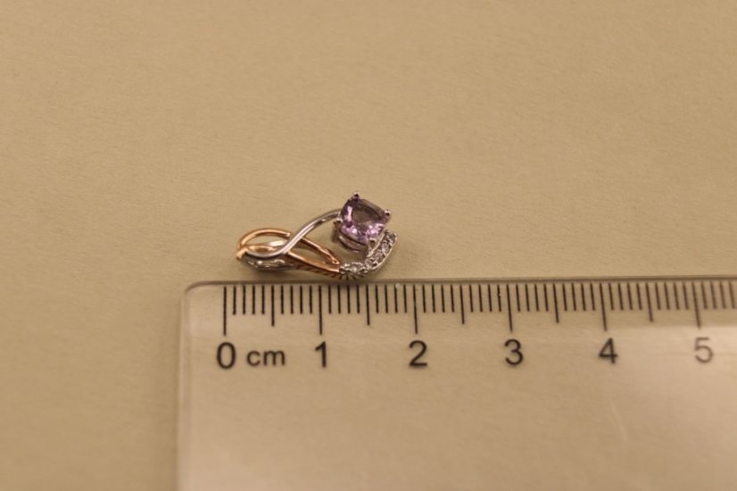 Prívesok - Ametyst - číre zirkóny - kombinované striebro