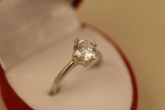 Prsteň - číry zirkón - rhodium - striebro