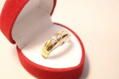 Pozlátený prsteň z chirurgickej ocele, obrúčka, číre zirkóny, veľkosť 54, 3,20 g, 316/L