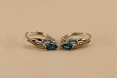Náušnice- modré a číre zirkóny- patent- rhódiované striebro