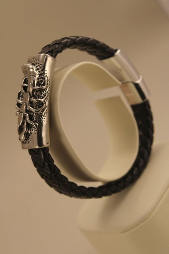 Pletený kožený náramok-škorpión-magnetická spona