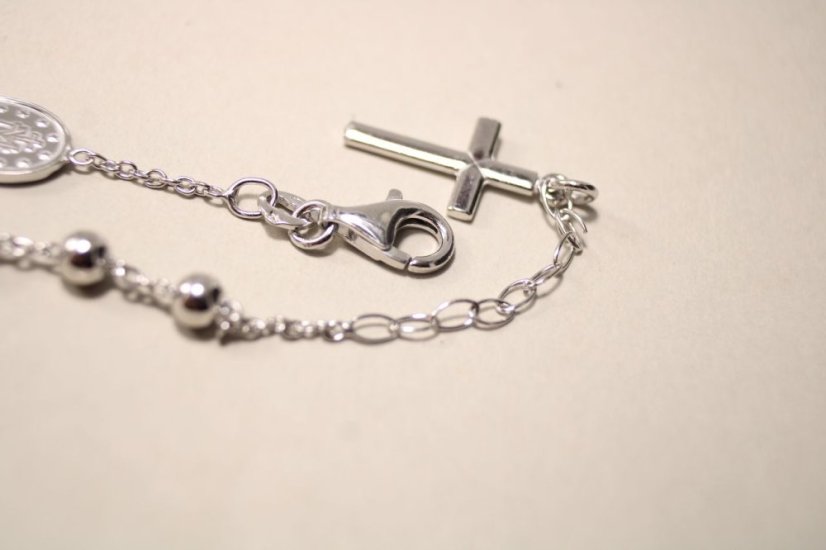 Náramok ruženec s výraznými hladkými guľôčkami z rhódiovaného striebra, 16,5-19cm, 4,44g, 925/1000 - Materiál: Rhodiované striebro, Dĺžka náramku (cm): 17 + 2, Váha (g): 4,49, Rýdzosť: STRIEBRO 925/1000