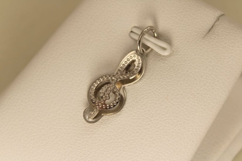 Prívesok- husľový kľúč- gravírovaný- biele zlato-14K