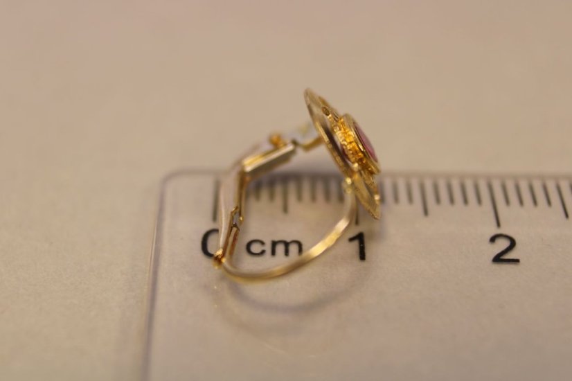 Náušnice-červený kameň-žlté zlato-patent-14 karátov