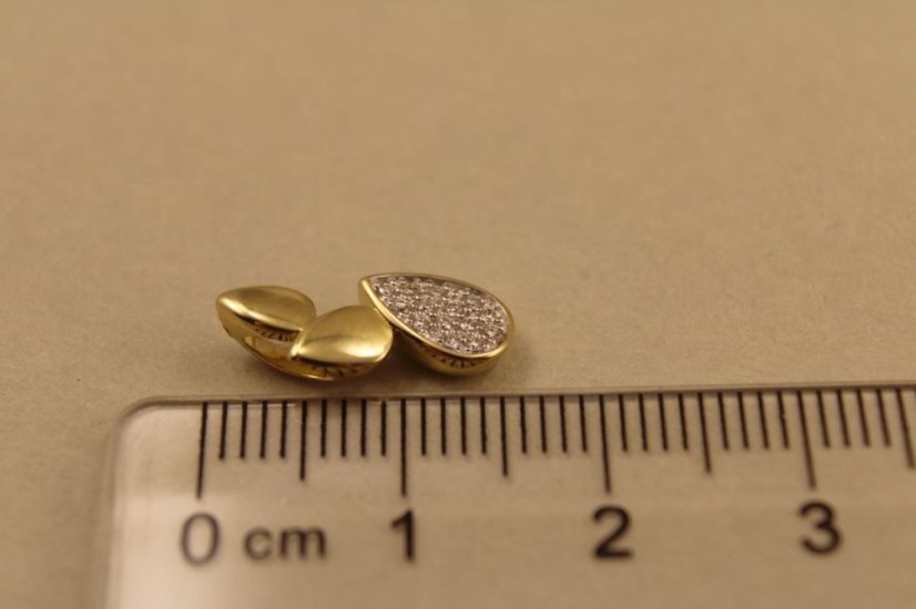 Prívesok- žlté zlato-diamanty 0,060 ct-H/Si-14 karátov