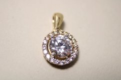 Elegantný zlatý prívesok kruh číre zirkóny, žlté zlato, 2,43 g, 14 karátov 585/1000