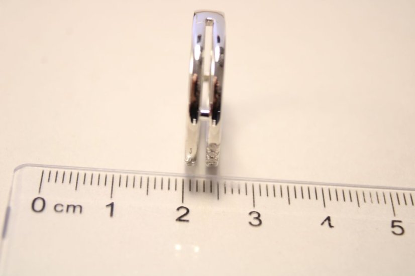 Prsteň- číre zirkóny- rhódiované striebro