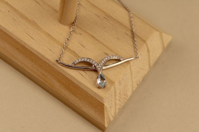 Celebritka -Topás-číre zirkóny-rhodium-striebro