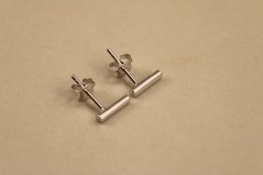 Minimalistické náušnice-puzetky-rhodium-striebro
