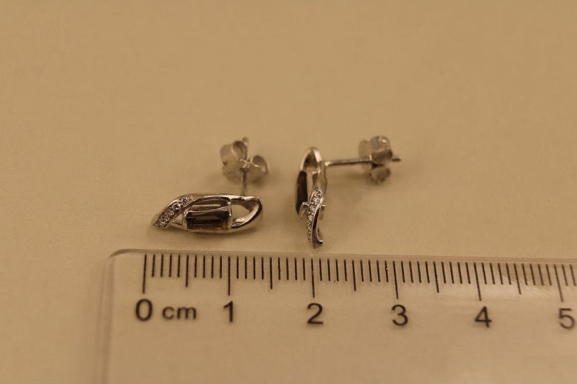 Náušnice-hnedo-šedý kremeň-číre zirkóny-rhodium-puzetky-striebro